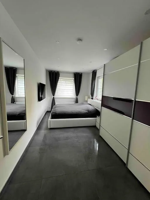 Schoenes 2 Zimmer Apartment An Der Stadt Grenze Mit Klimaanlage Blankenfelde-Mahlow 0*,  Germany